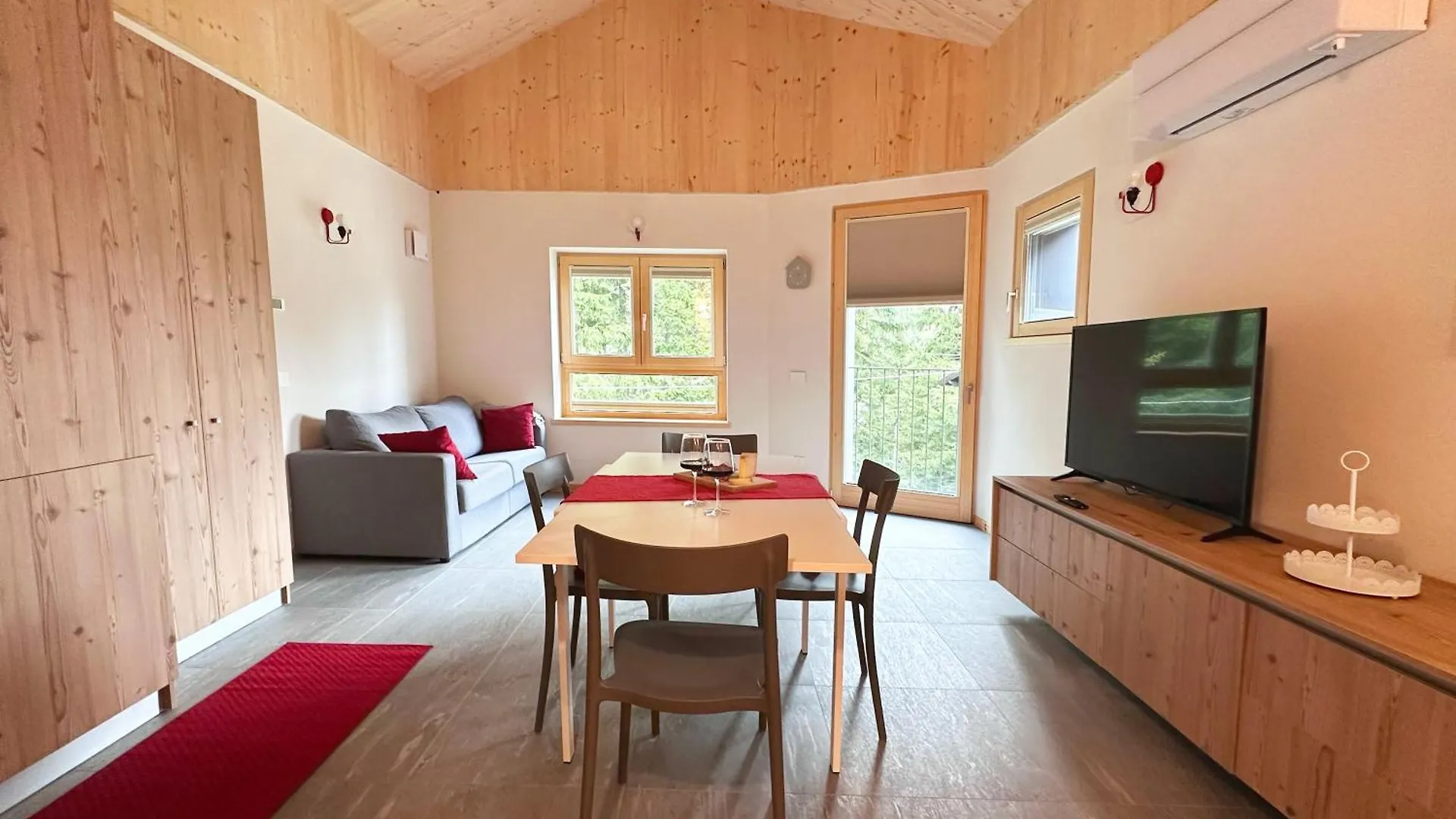 Chalet Immerso Nel Verde Madesimo 0*,  Italy