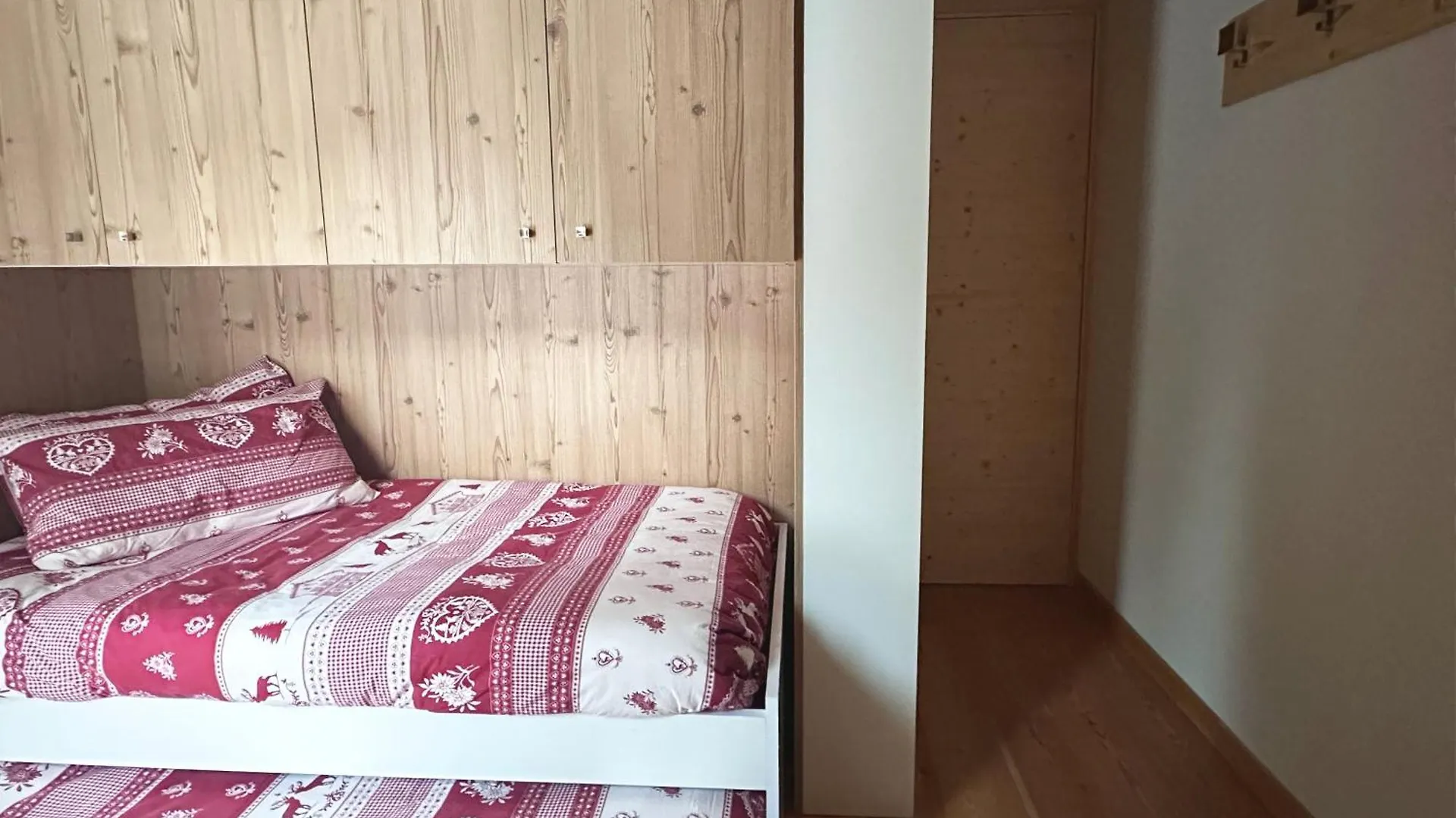 Holiday home Chalet Immerso Nel Verde Madesimo